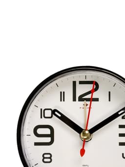 Будильник-часы настольные «Классика», 8×8 см, от батарейки АА, чёрный