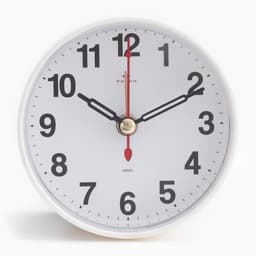 Будильник-часы настольные «Классика», 8×8 см, от батарейки АА, белый