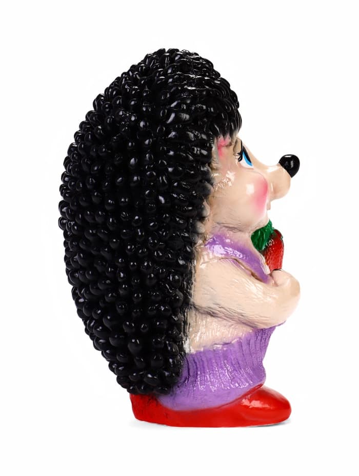 Садовая фигура из гипса «Ёж Семён с клубничкой», 17×17×35 см