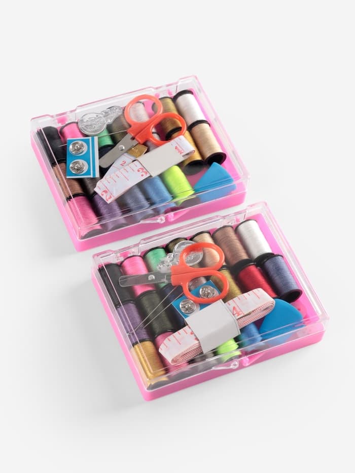 Швейный набор, 29 предметов, в пластиковой коробке, 10.5×8×2.5 см, МИКС