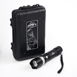 Фонарь ручной аккумуляторный «Мастер К», 3 режима, 15×3 см