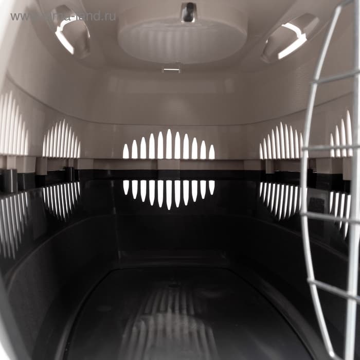 Переноска для животных до 12 кг «Пижон», 49×33×32 см, металлическая дверь, пластик, бежевая, серая