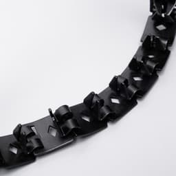 Строгий ошейник, 50×2.3 см, пластинчатый, вороненый, металл