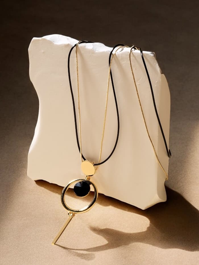 Кулон на цепочке «Цепь», тотем, кольцо с иголкой, чёрный в золоте, 72 см