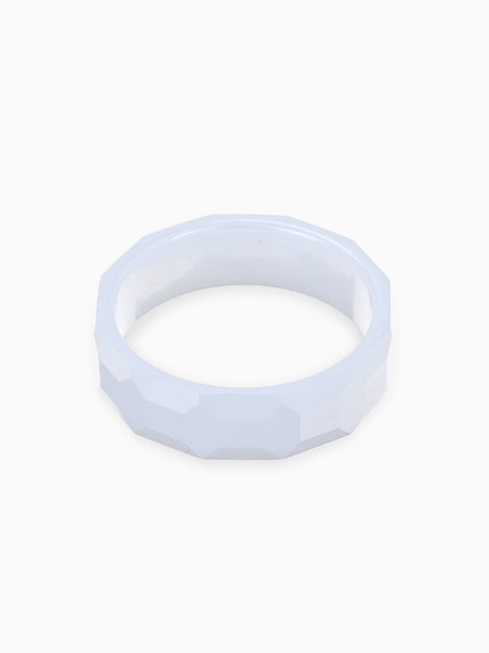 Кольцо керамическое «Минимал» огранка прямоугольник, 6 мм, белое, 18 размер