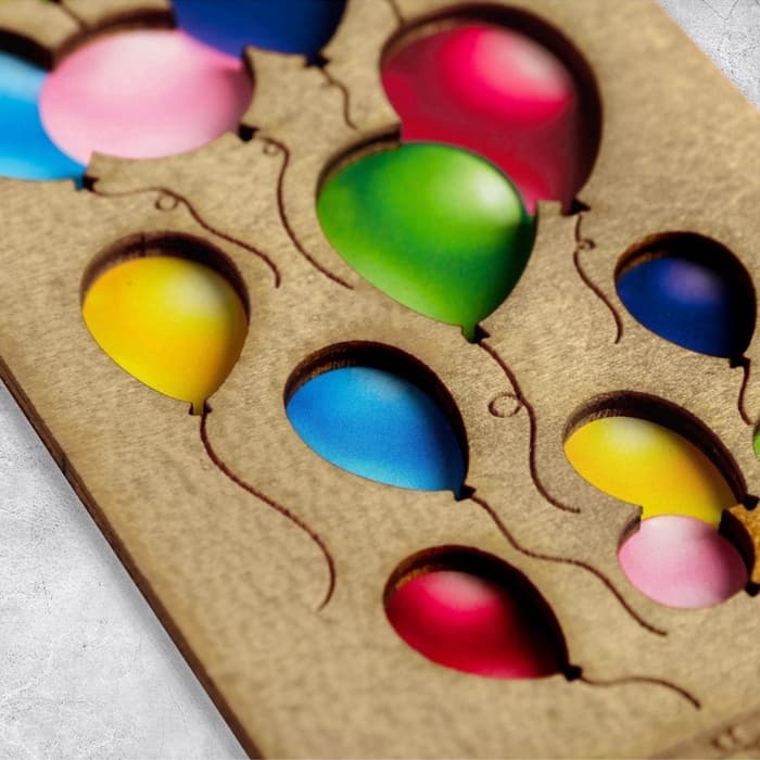 Конверт для денег с деревянным элементом «С Днём Рождения» шары, 16.5×8 см