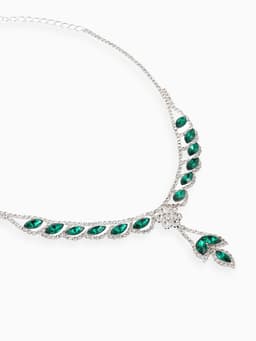 Набор 2 предмета: серьги, колье «Листопад», ромб, изумрудно-белый в серебре, 45 см