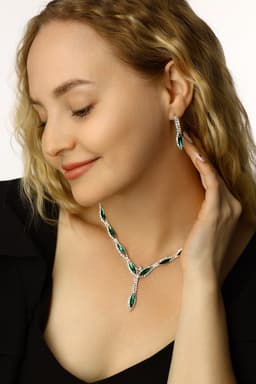 Набор 2 предмета: серьги, колье «Листопад», тонкий ромб, зелёно-белый в серебре, 45 см