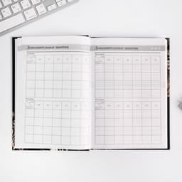 Ежедневник недатированный, А5, 160 л., твердая обложка «Золотой учитель»