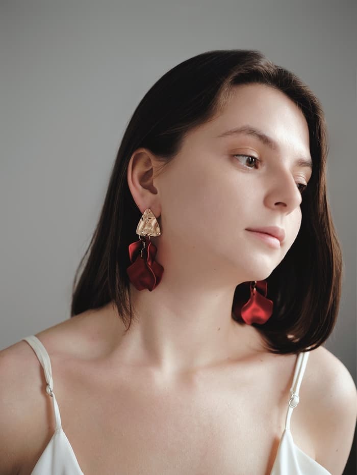 Серьги ассорти «Ветер», мятые треугольники, цвет красно-золотой