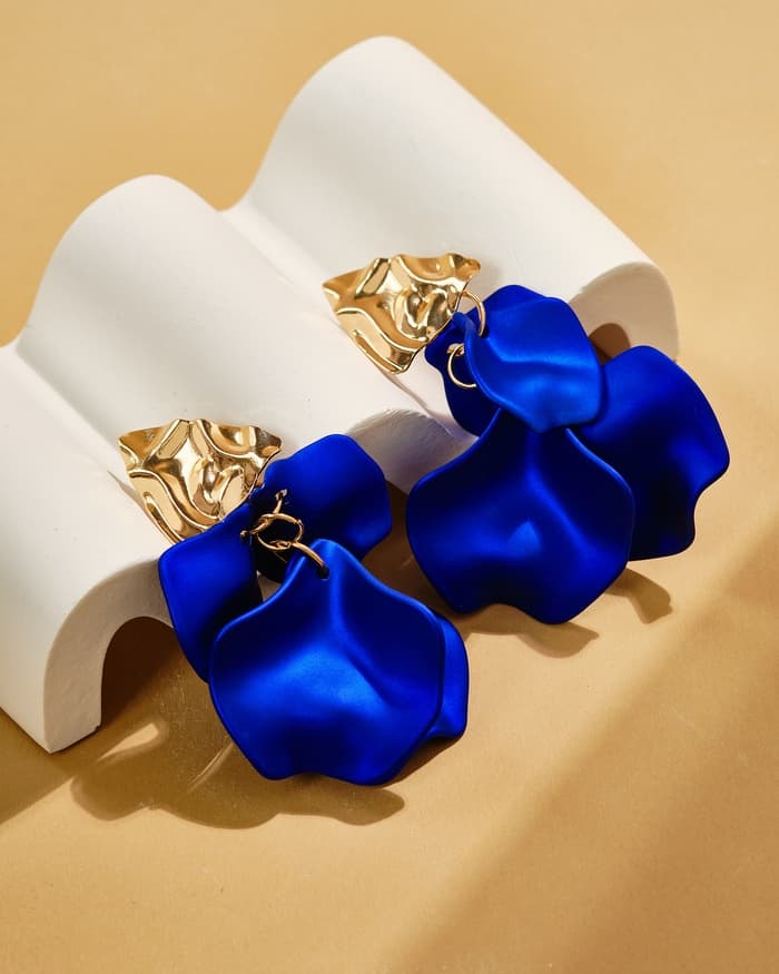 Серьги ассорти «Ветер», мятые треугольники, цвет сине-золотой