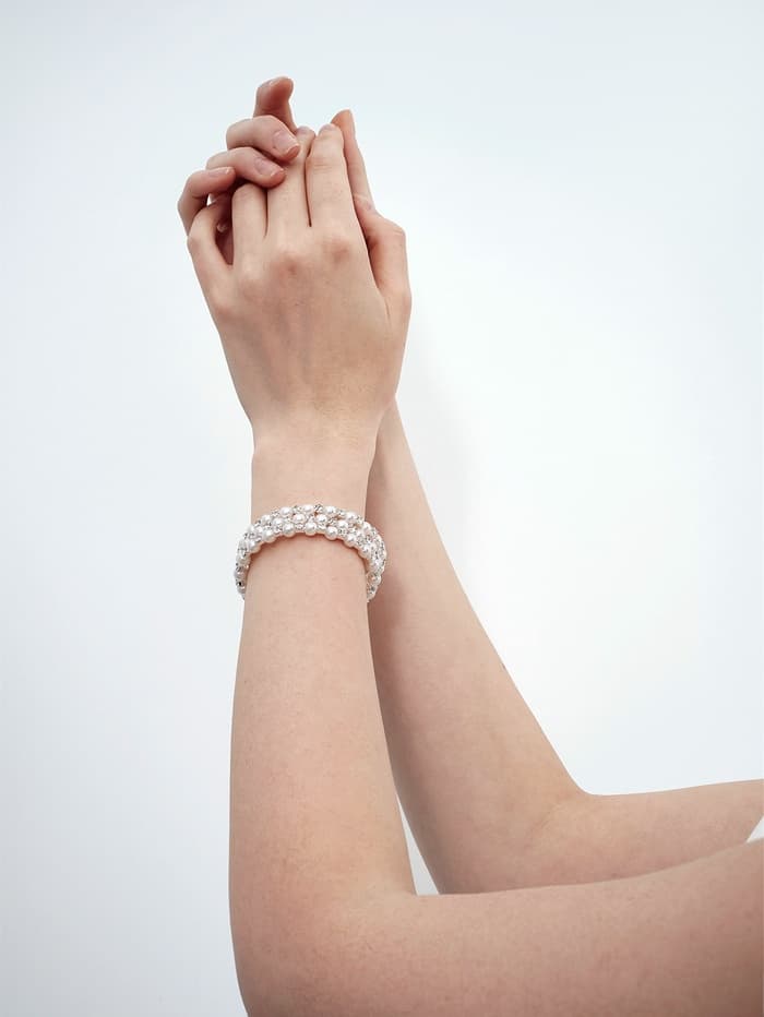 Браслет пружинка «Жемчуг. Стразы», d=6 см, шар № 8, белый в серебре