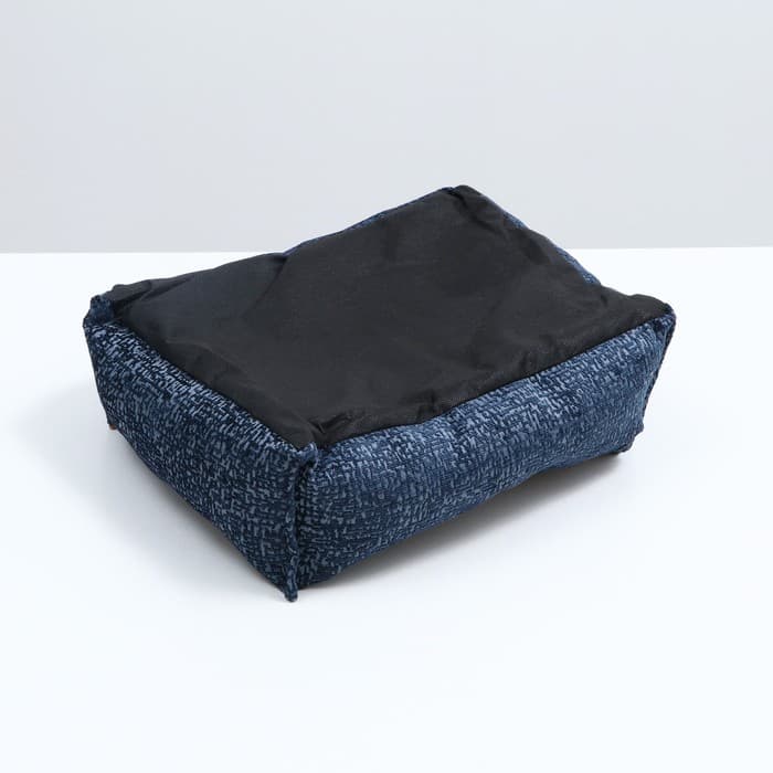 Лежанка, 45×35×11 см, под замшу, с двусторонней подушкой, мебельная ткань, цвет МИКС