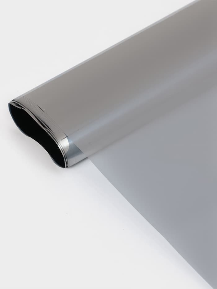 Солнцезащитная плёнка-штора, 0.6×3 м, толщина 12 мкм