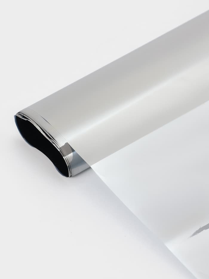 Солнцезащитная плёнка-штора, 0.6×3 м, толщина 12 мкм