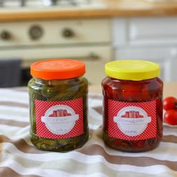 Этикетка для домашних заготовок «Лакомка», 70×70 мм, красная