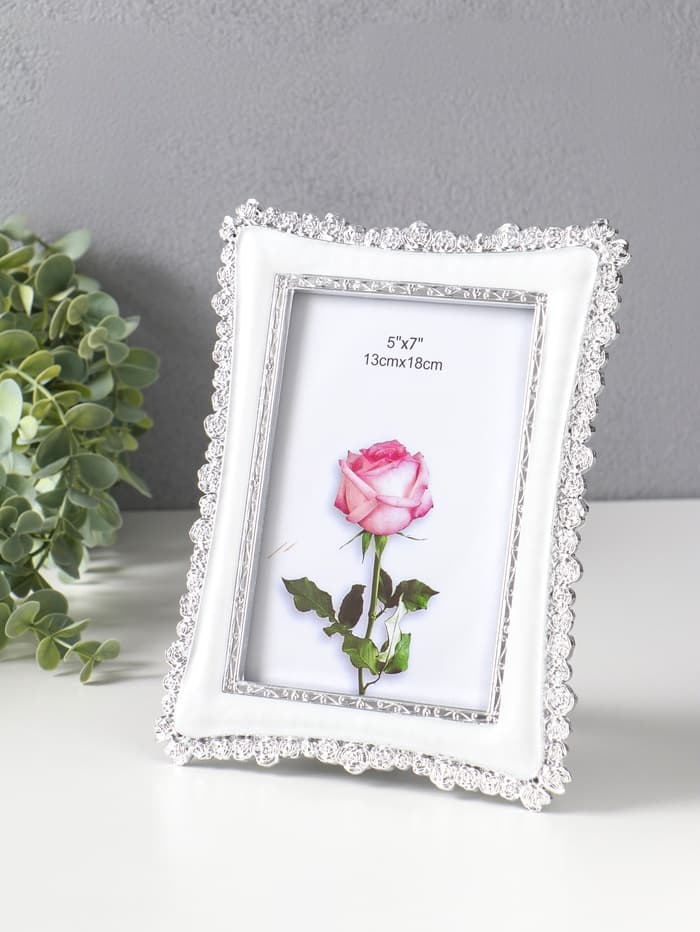 Фоторамка для фото 13×18 см «Розы», пластик под металл, серебро и перламутр, 22×17.5×1 см