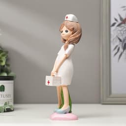 Набор фигурок полистоун «Врач и медсестра», 2 шт., 19.5×4.3×5.7 см