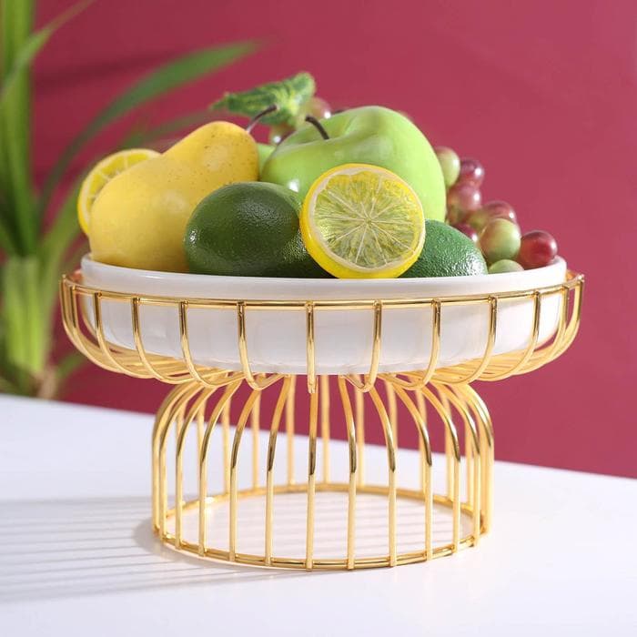 Подставка для десертов керамическая на металлической подставке «Богема», d=23 см, на металлической подставке, 23×12 см, белая