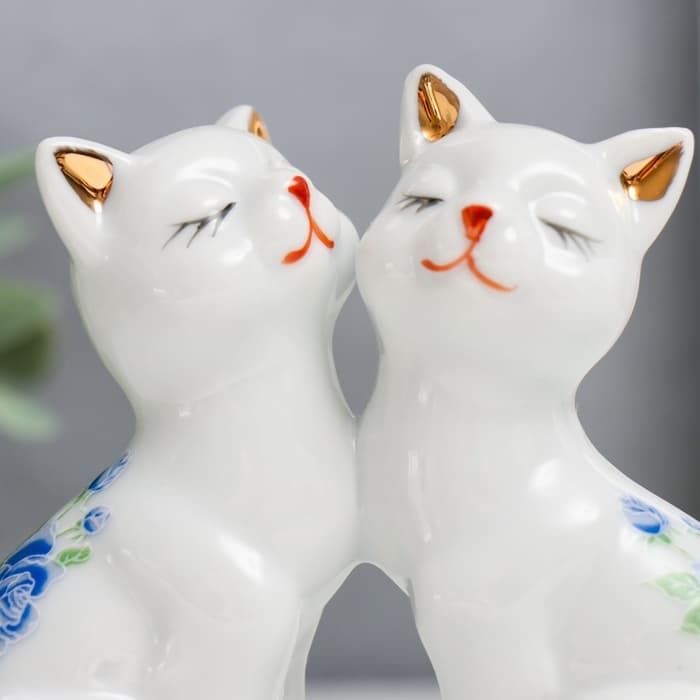Фигурка керамика «2 котёнка в цветочек», 9.5×4.5×10.6 см