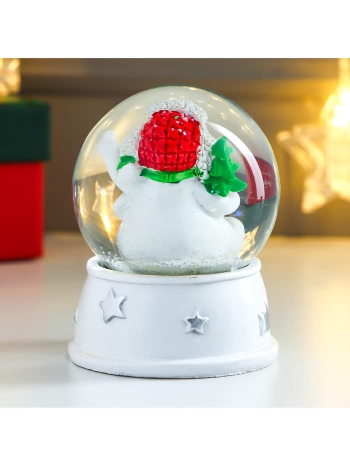 Снежный шар новогодний стеклянный «Снеговик в шапке-ушанке, с ёлкой», d=6.5 см, 8×6.5×6.5 см