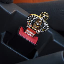 Заглушка ремня безопасности TORSO, Корона, металл