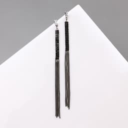 Серьги висячие со стразами «Капель», блеск, бело-чёрные в сером металле, 11 см
