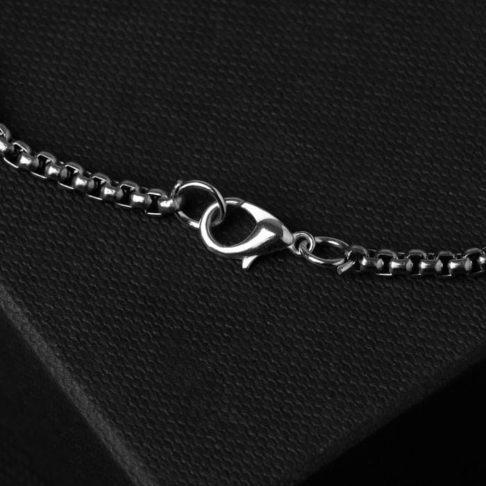 Кулон унисекс «Меч», пламя, белый в чернёном серебре, 69 см