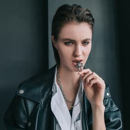 Кулон унисекс «Меч», пламя, белый в чернёном серебре, 69 см