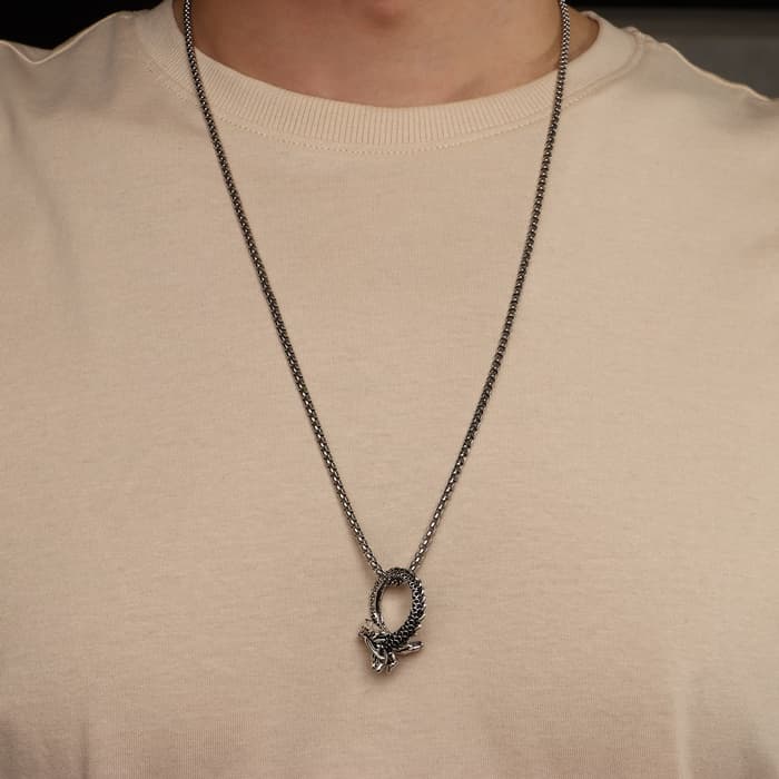 Кулон унисекс «Дракон», в круге, цвет чернёное серебро, 70 см