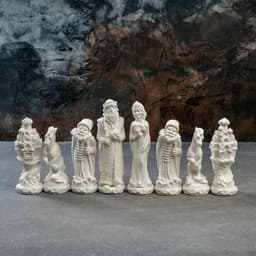 Шахматы подарочные «Русские сказки», 32 шт. фигуры (по 11 см) и доска