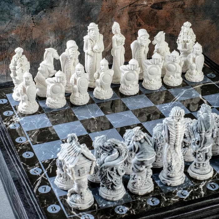 Шахматы подарочные «Русские сказки», 32 шт. фигуры (по 11 см) и доска