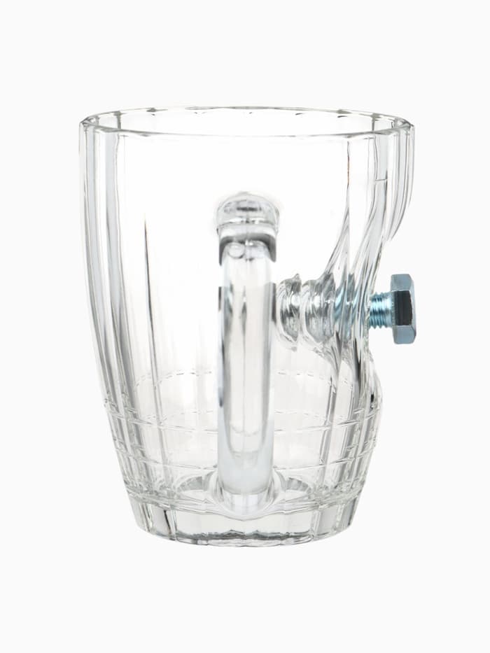 Кружка пивная «Непробиваемая», стекло, 500 мл