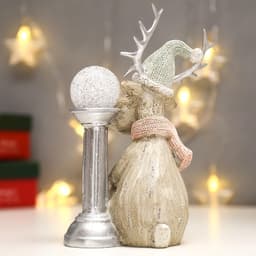 Фигурка световая «Лосик в вязаном колпаке с шаром на колонне», полистоун, 20.5×10.5×12.5 см
