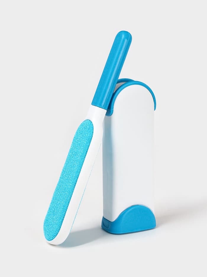 Щётка для удаления шерсти и волос с одежды и мебели с ручкой Доляна, 33×7.5×5 см, синяя