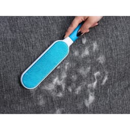 Щётка для удаления шерсти и волос с одежды и мебели с ручкой Доляна, 33×7.5×5 см, синяя