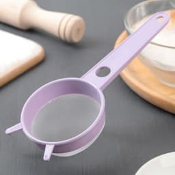 Сито кухонное Альтернатива, d=7.5 см, малое, пластик, МИКС