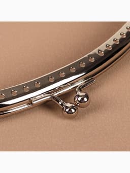 Фермуар пришивной «Полукруг», 20 см, цвет серебряный