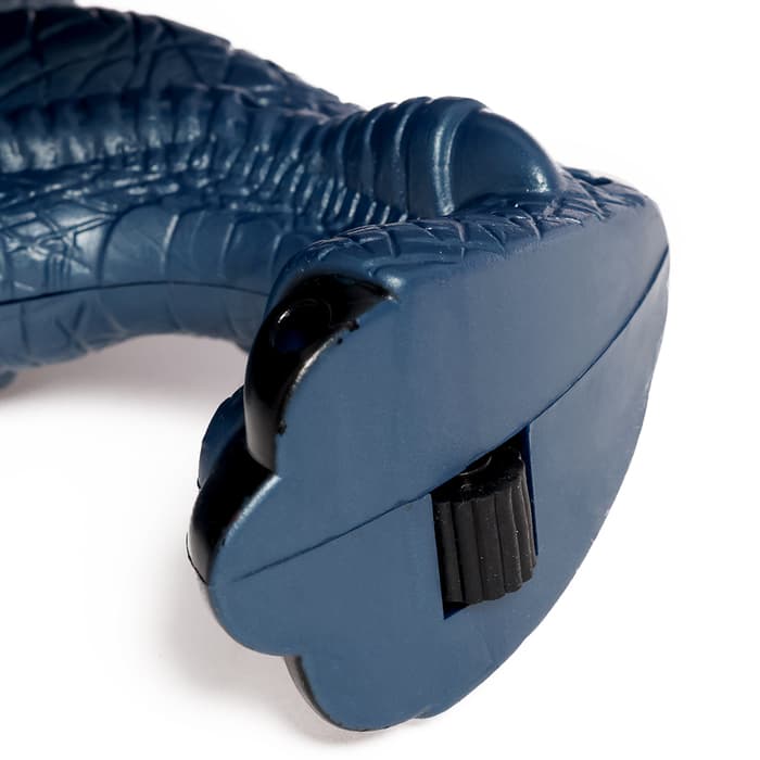 Дракон радиоуправляемый, дышит паром, световые и звуковые эффекты, работает от батареек