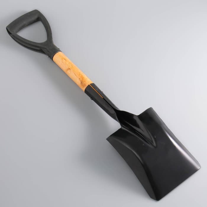 Лопата туристическая «Мастер К» совковая, 67 см, черная, дерево