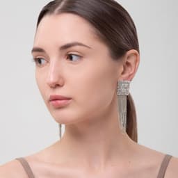 Серьги висячие со стразами «Голливуд» нити в квадрате, белые в серебре, 9.5 см