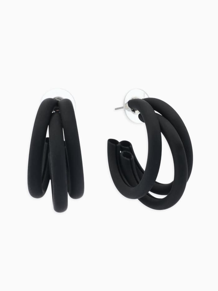 Серьги кольца тройные QF «Боттега», d=3.5, чёрные