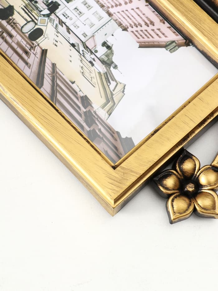 Фоторамка - коллаж на 4 фото 10×15 см с часами настенными бесшумными (14×14 см) «Цветы», 42×42 см