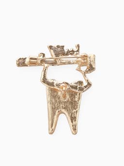 Брошь «Зуб», со щёткой, красно-белая в золоте