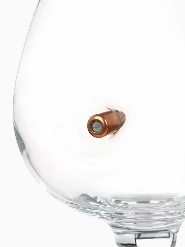 Бокал для коньяка с пулей «Непробиваемый», 395 мл