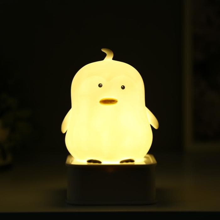 Фигурка светящаяся RISALUX «Утёнок», LED-ночник, от батареек 4×АА, USB, RGB, 9×9×15.5 см, МИКС