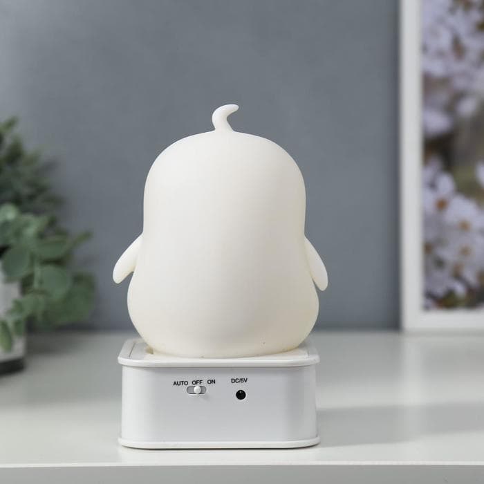 Фигурка светящаяся RISALUX «Утёнок», LED-ночник, от батареек 4×АА, USB, RGB, 9×9×15.5 см, МИКС