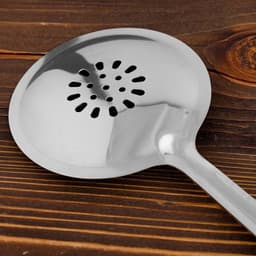 Шумовка для казана Шафран, 48 см, диаметр 13 см, узбекская, с деревянной ручкой, металл, серебристая