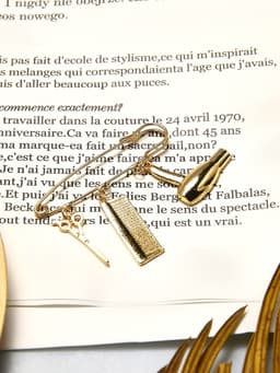 Булавка с подвесками «Парикмахер», 5.5 см, цвет розовое золото