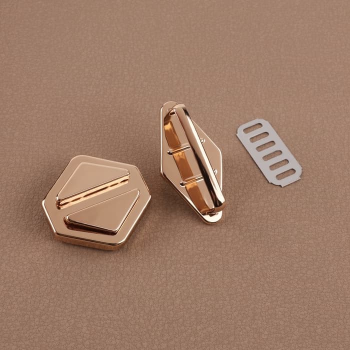 Застёжка для сумки, 3.1×3.1 см, цвет золотой